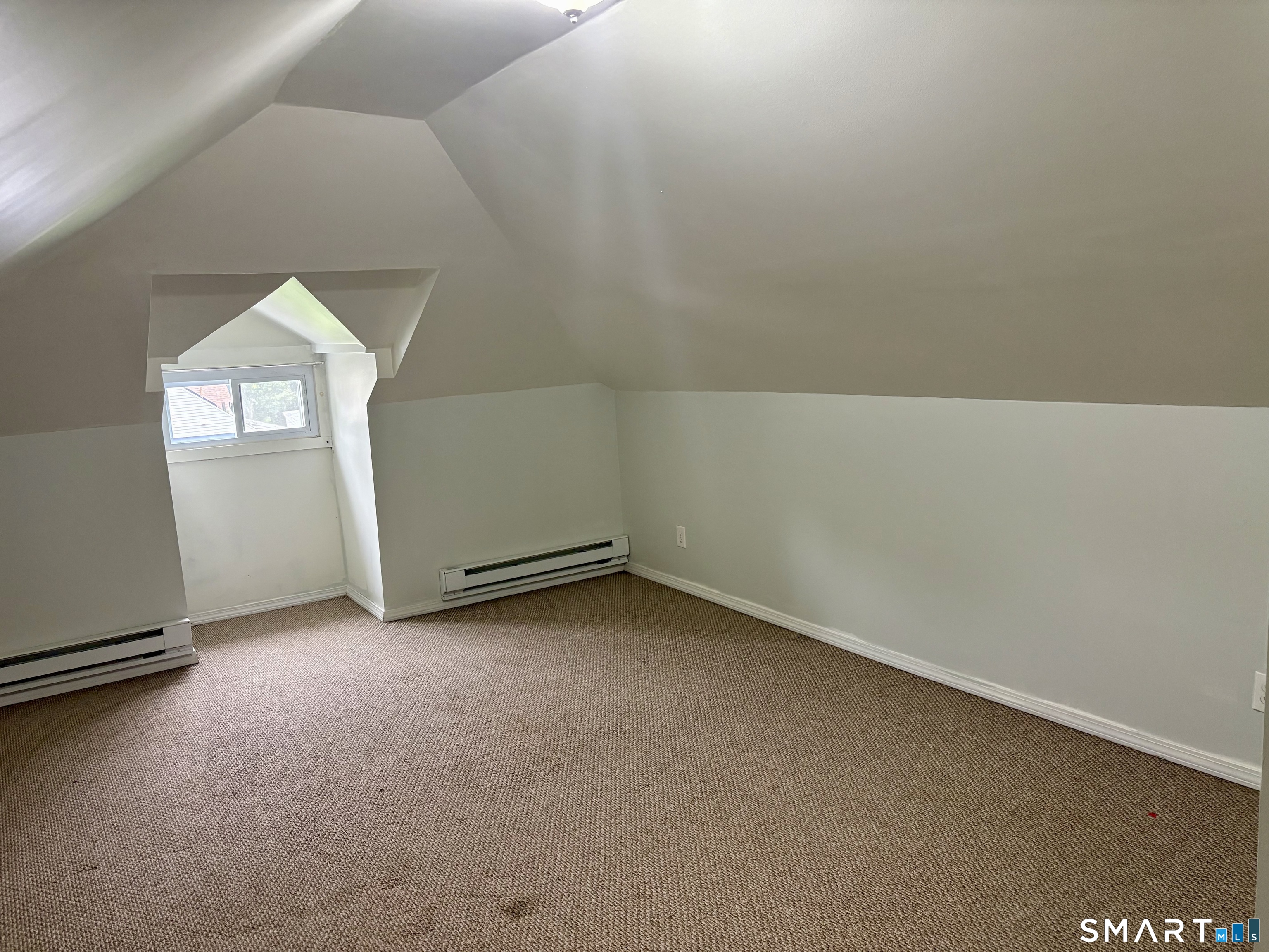 565 Sylvan Avenue Waterbury CT 06706