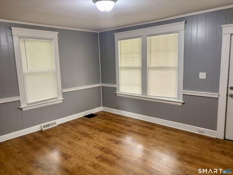 565 Sylvan Avenue Waterbury CT 06706
