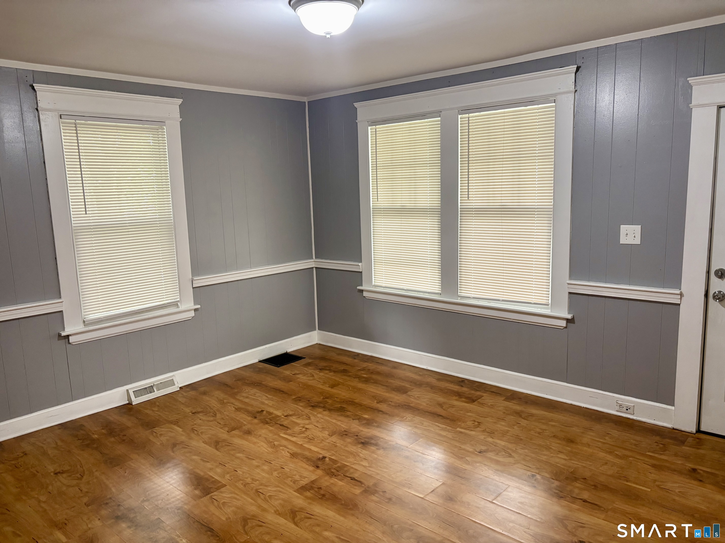 565 Sylvan Avenue Waterbury CT 06706