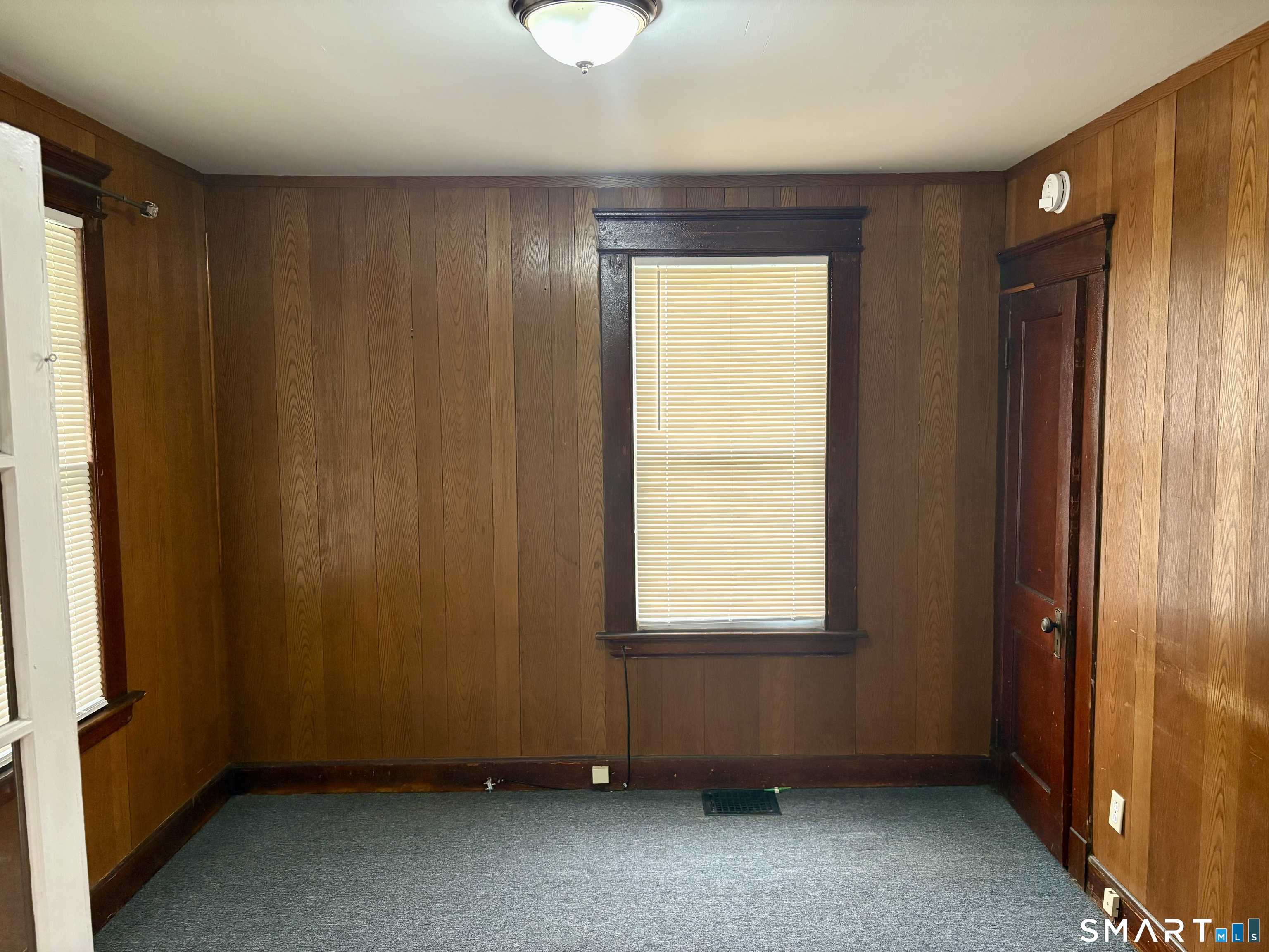 565 Sylvan Avenue Waterbury CT 06706