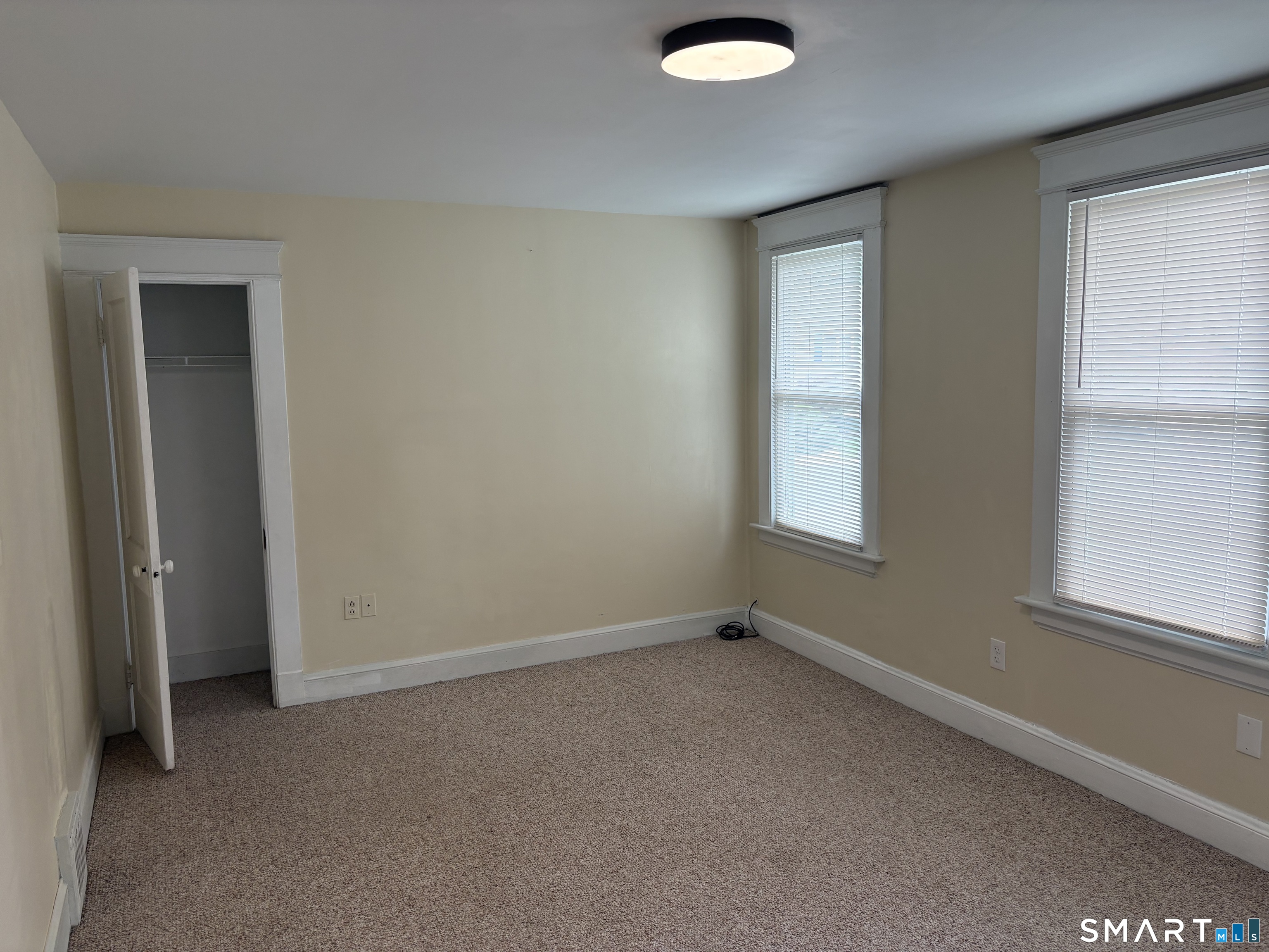 565 Sylvan Avenue Waterbury CT 06706