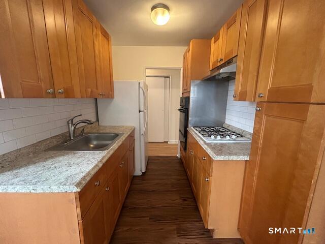 39 Glenbrook Road Stamford CT 06902