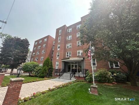 39 Glenbrook Road Stamford CT 06902