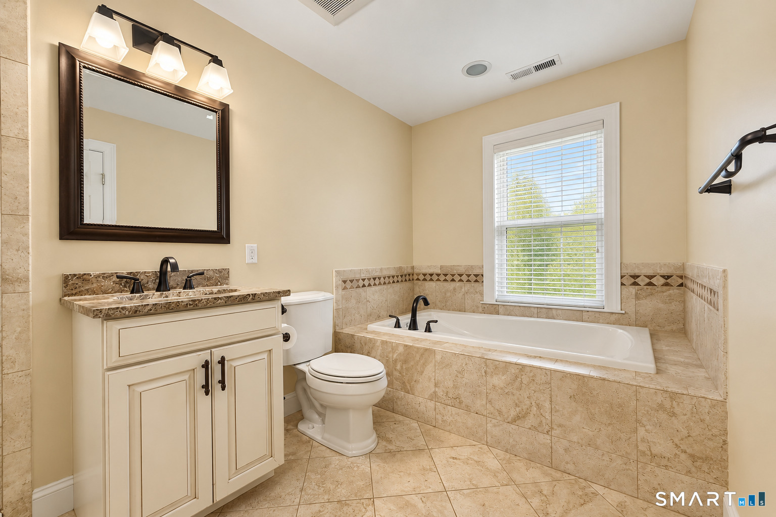 19 Orwich Court Danbury CT 06810