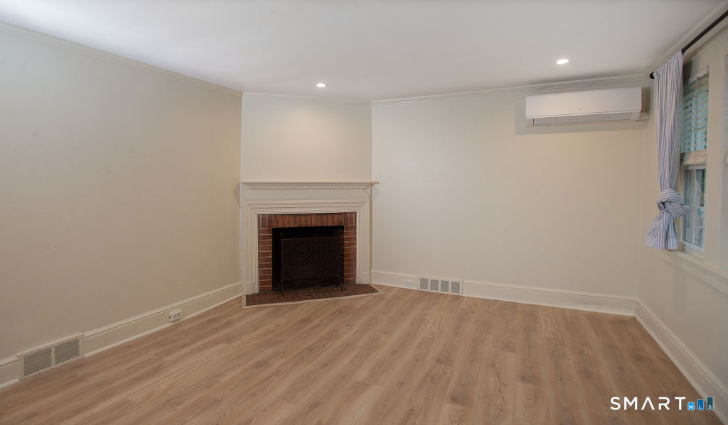 40 Unit B Seminary Street New Canaan CT 06840