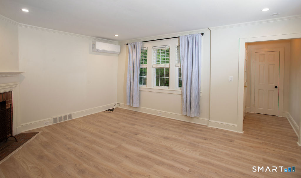 40 Unit B Seminary Street New Canaan CT 06840