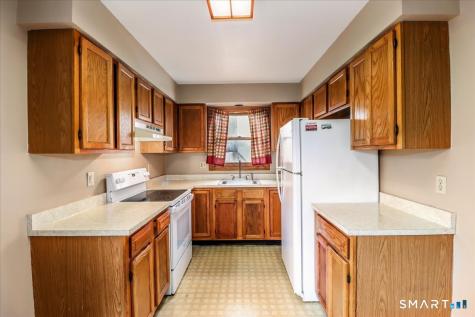 28 Middle Street New Milford CT 06776