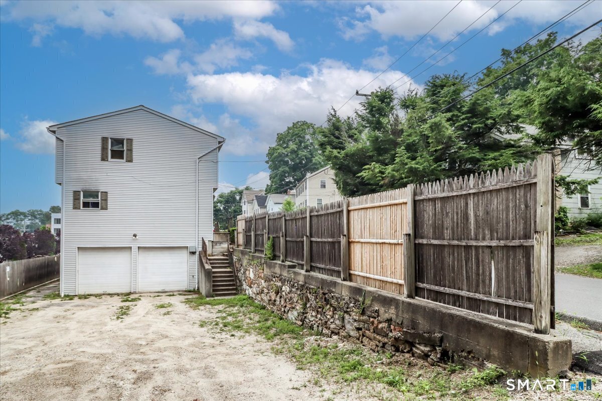 28 Middle Street New Milford CT 06776