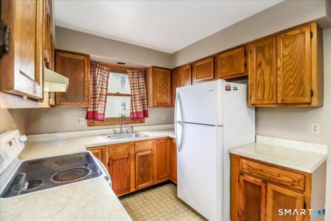 28 Middle Street New Milford CT 06776