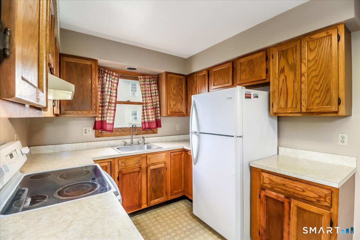 28 Middle Street New Milford CT 06776