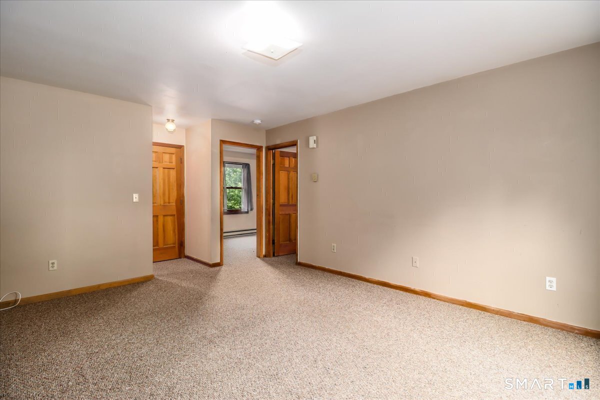 28 Middle Street New Milford CT 06776