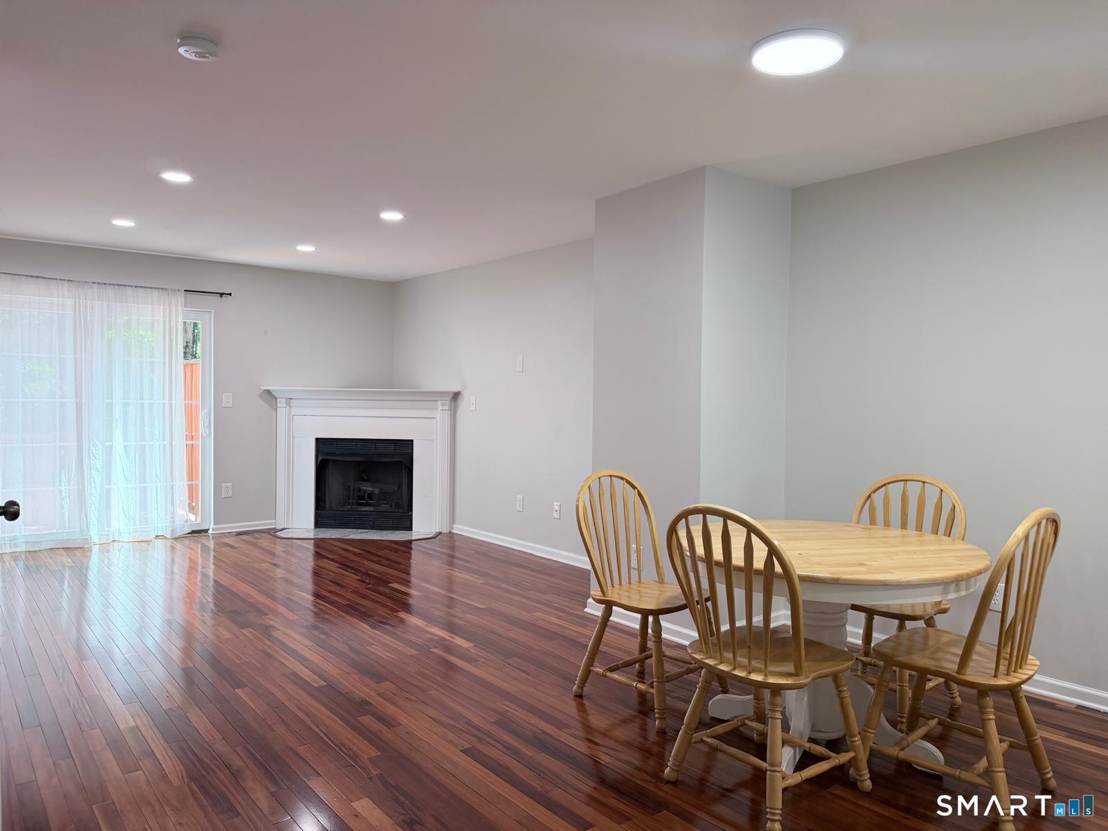 3409 Whitney Avenue Hamden CT 06518