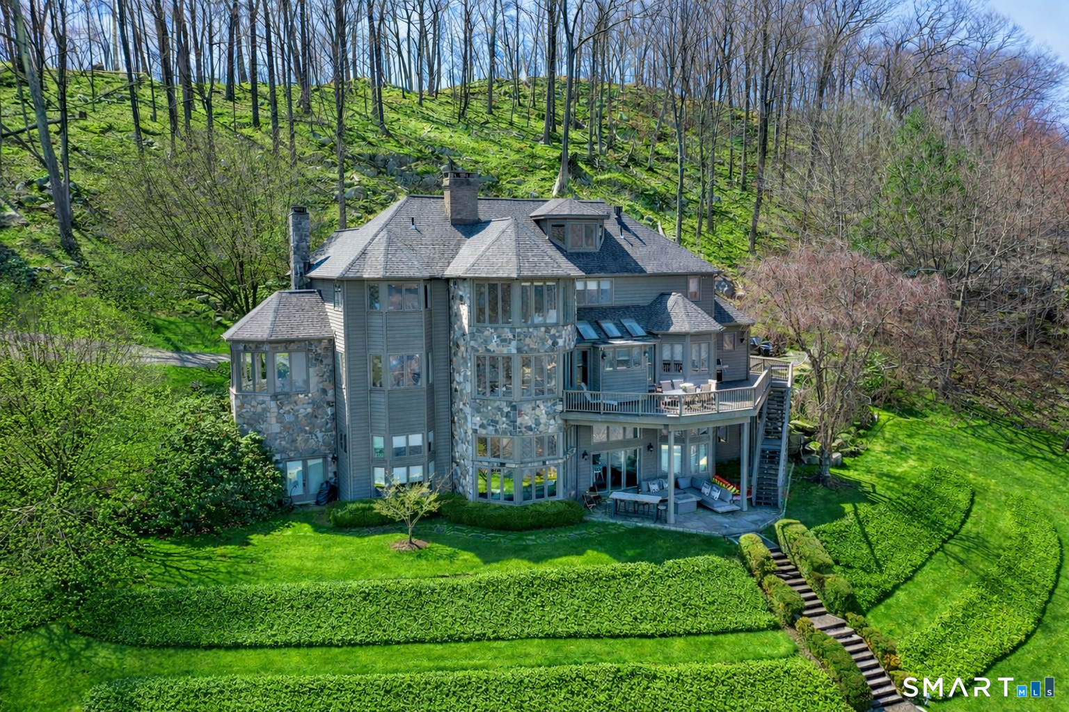 59 Sail Harbour Drive New Fairfield CT 06812