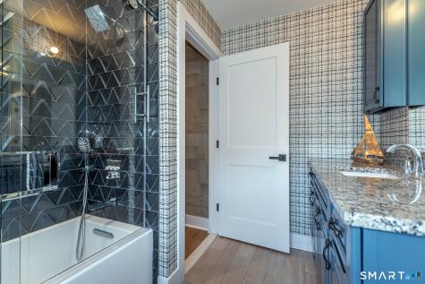 59 Sail Harbour Drive New Fairfield CT 06812