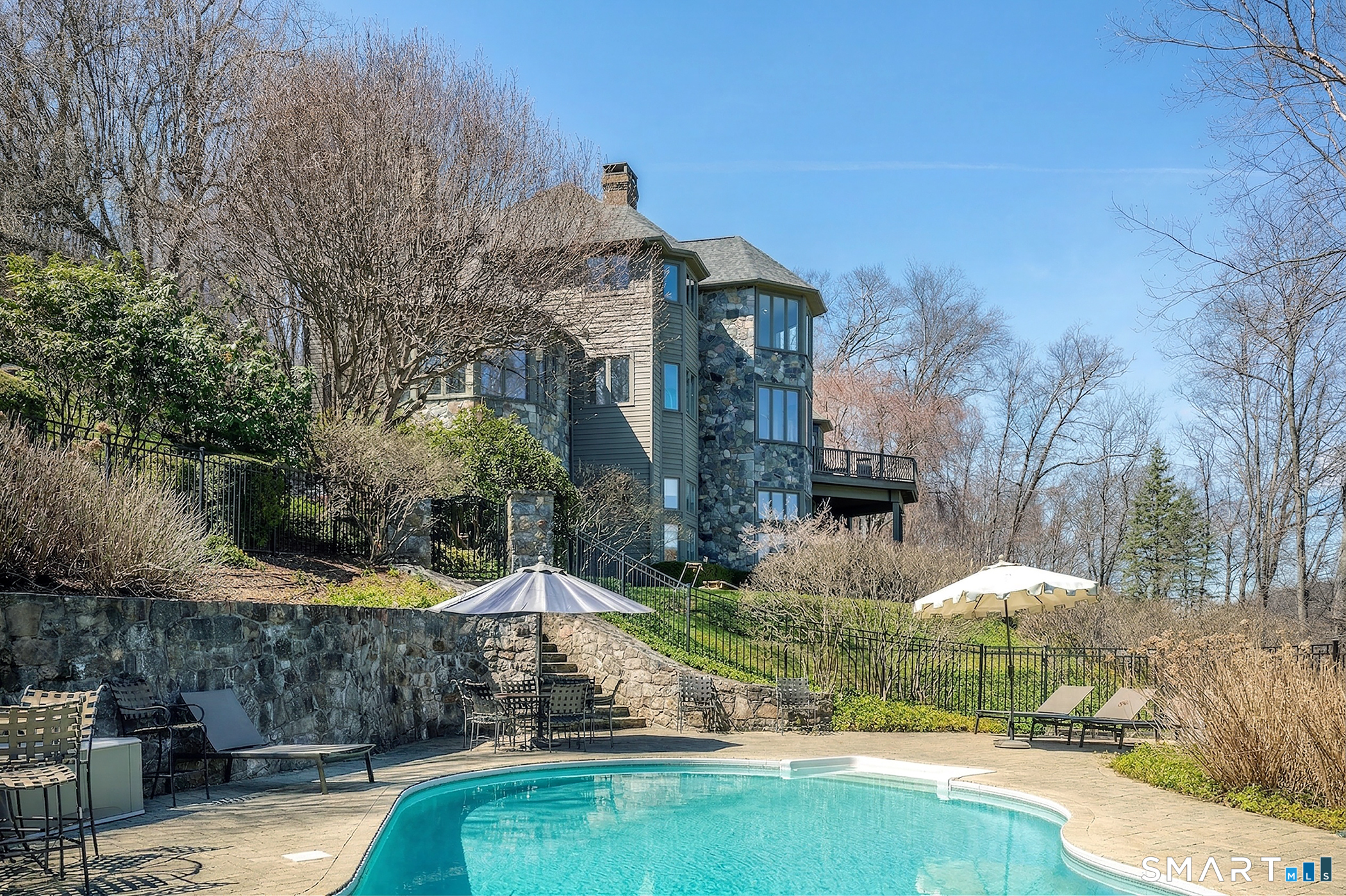 59 Sail Harbour Drive New Fairfield CT 06812