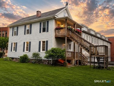 54 Forest Street New Canaan CT 06840