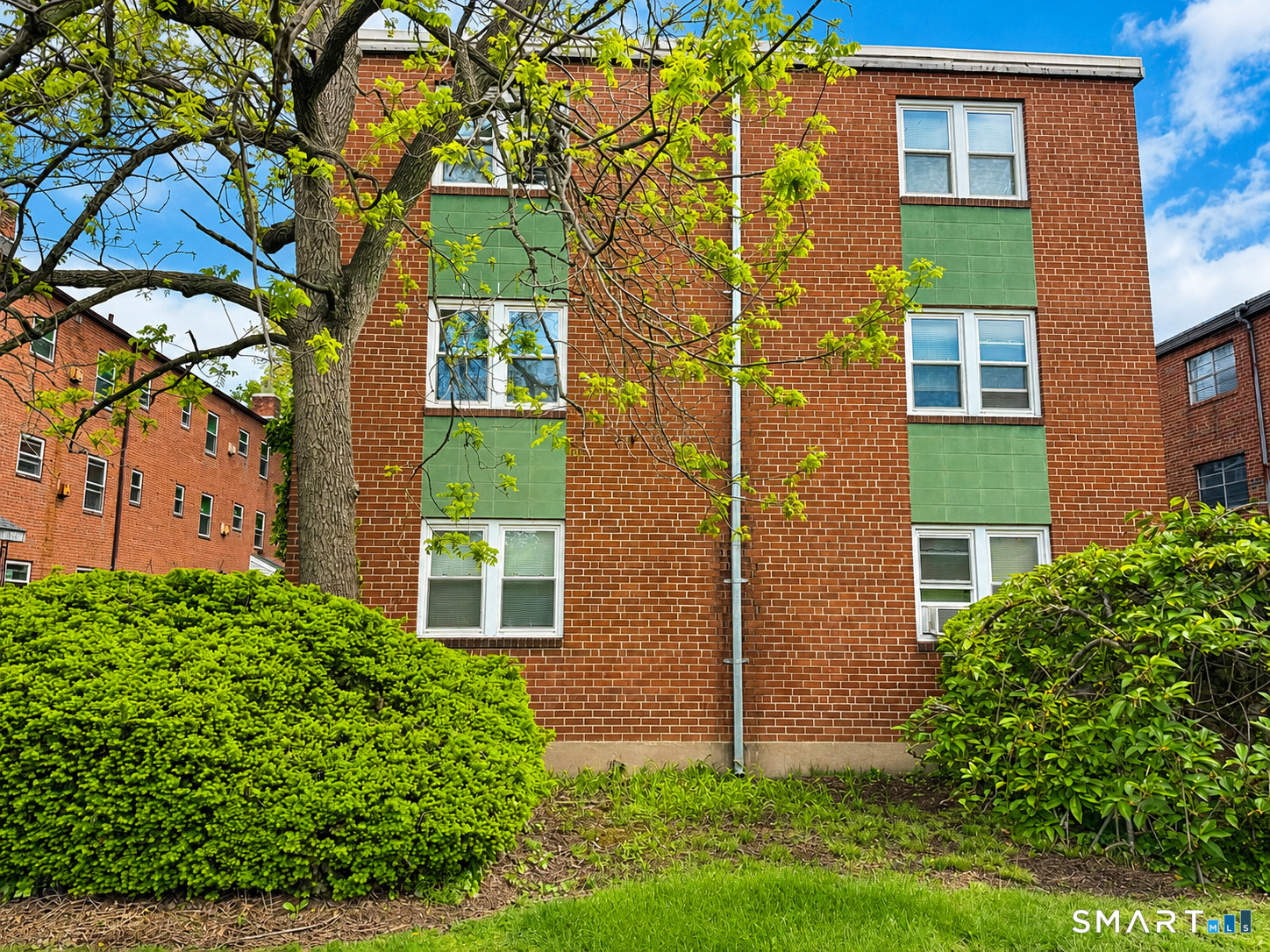 366 Park Road West Hartford CT 06119