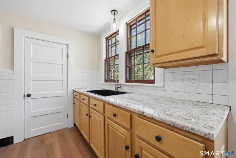 73 Park Avenue Enfield CT 06082