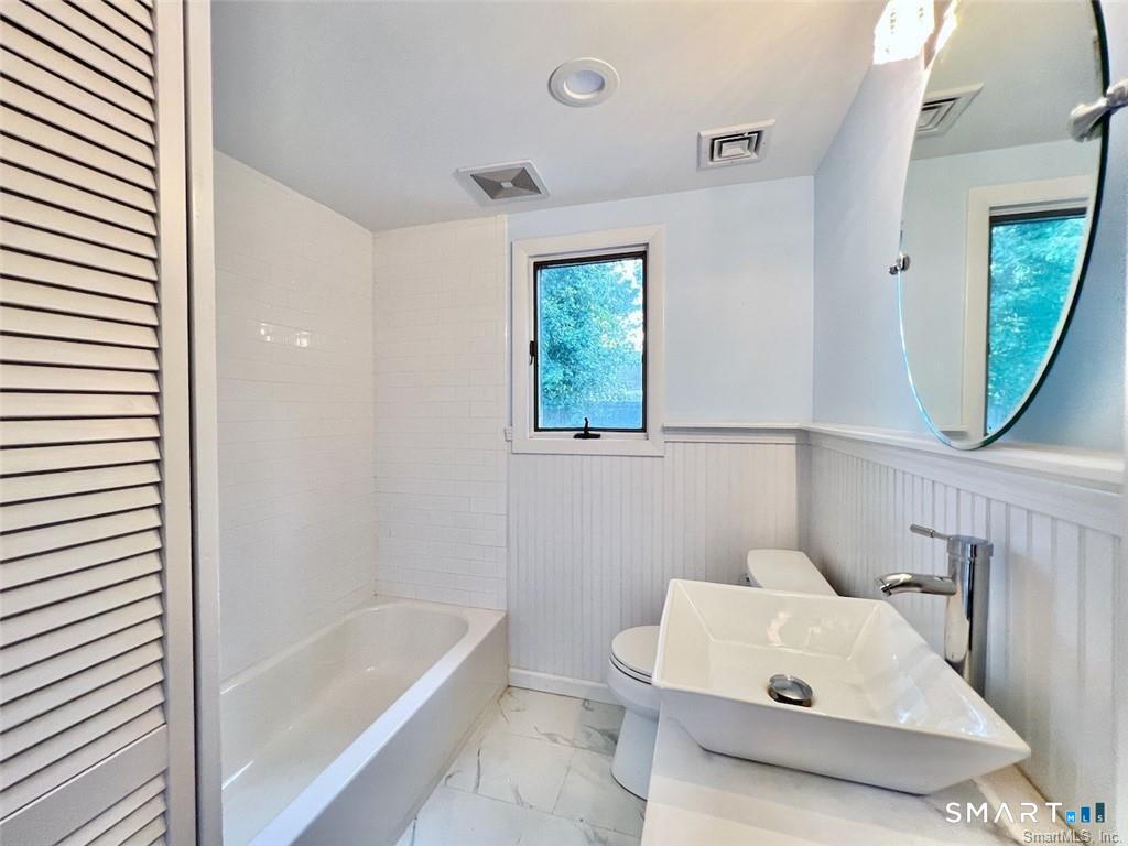 34 Crescent Road Westport CT 06880