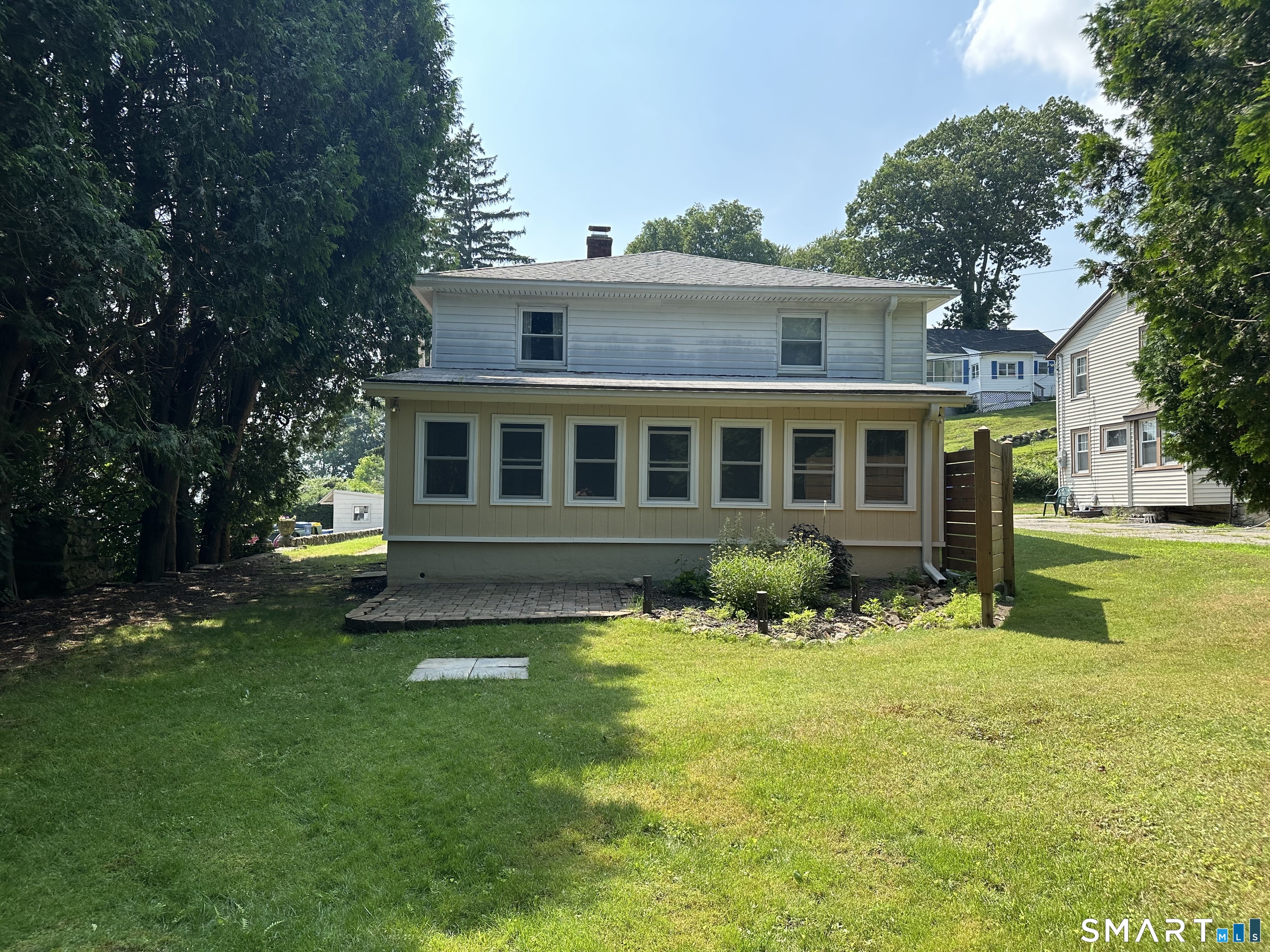 18 Manchester Avenue Waterbury CT 06705