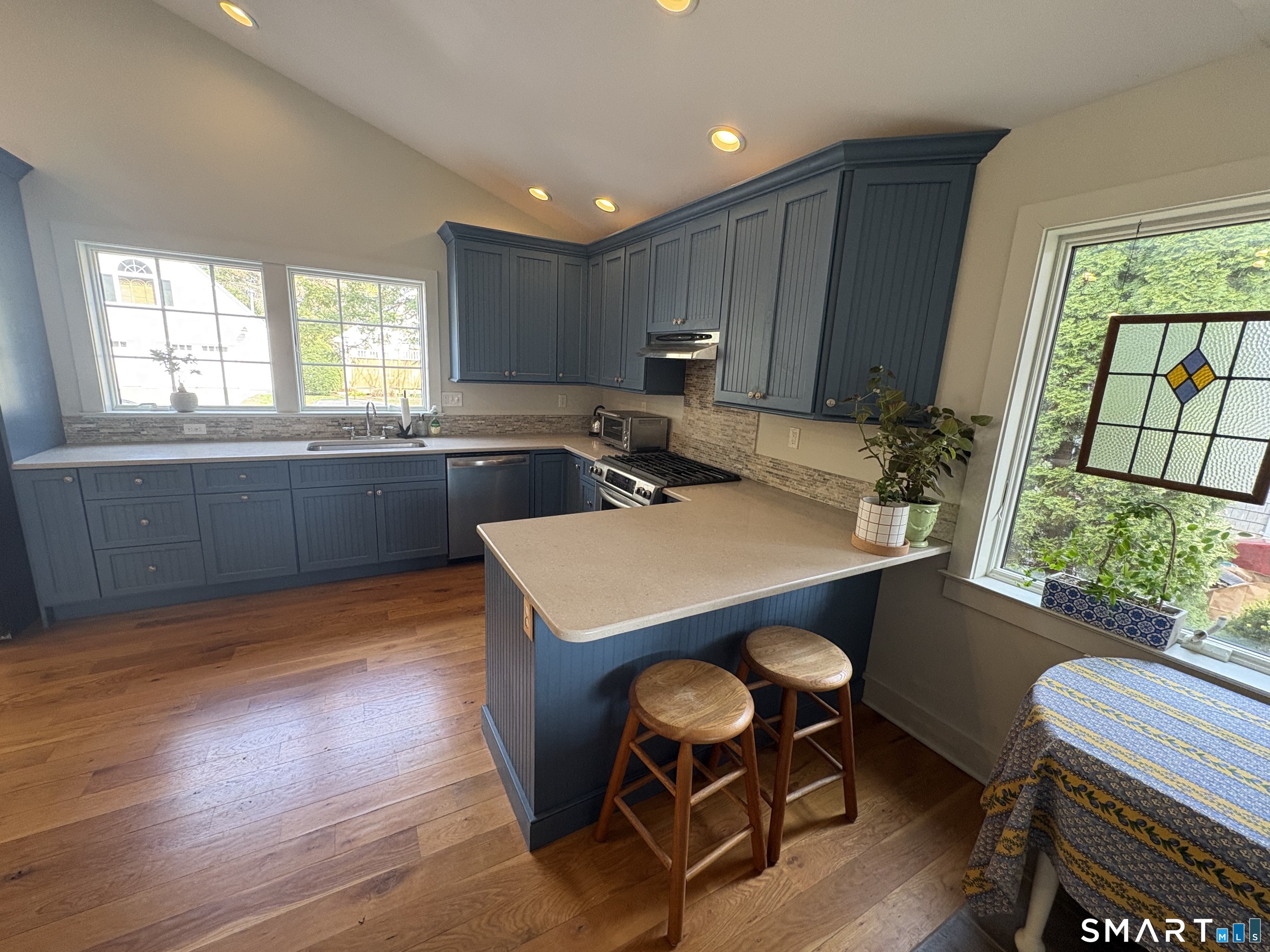 9 Sunset Beach Road Branford CT 06405