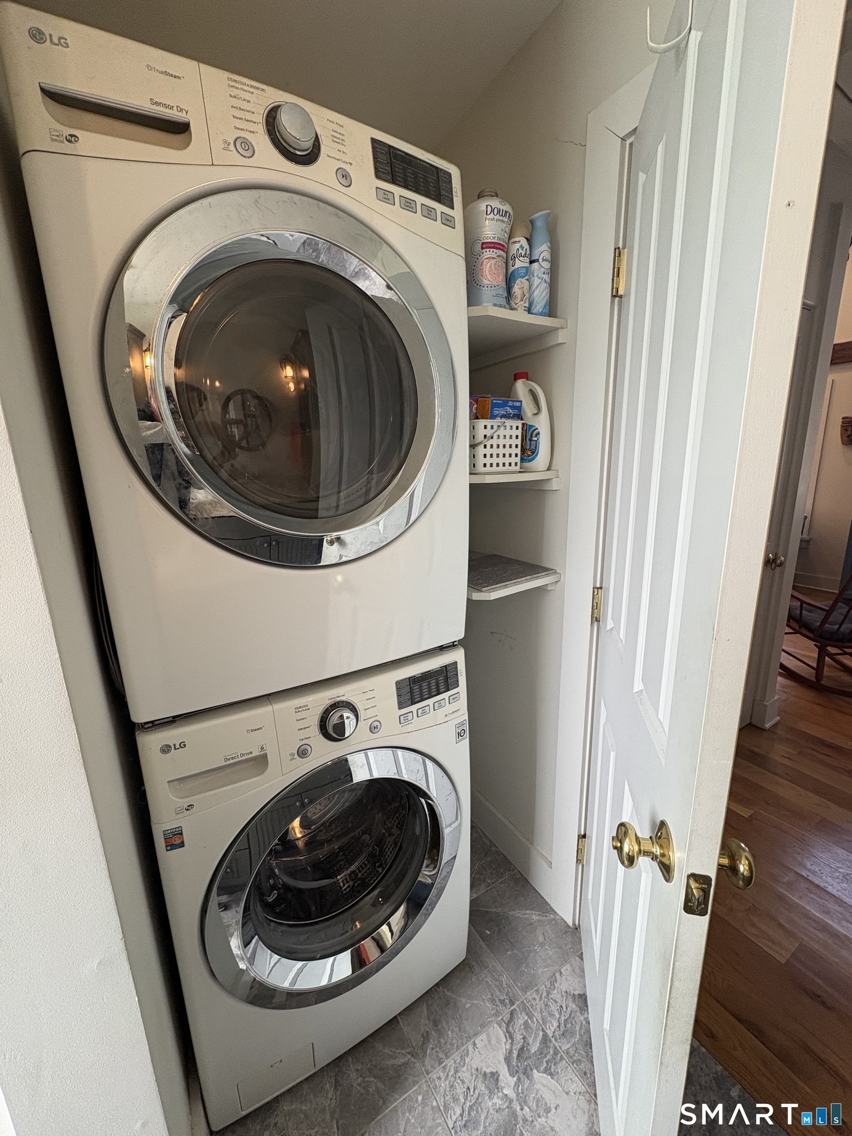9 Sunset Beach Road Branford CT 06405