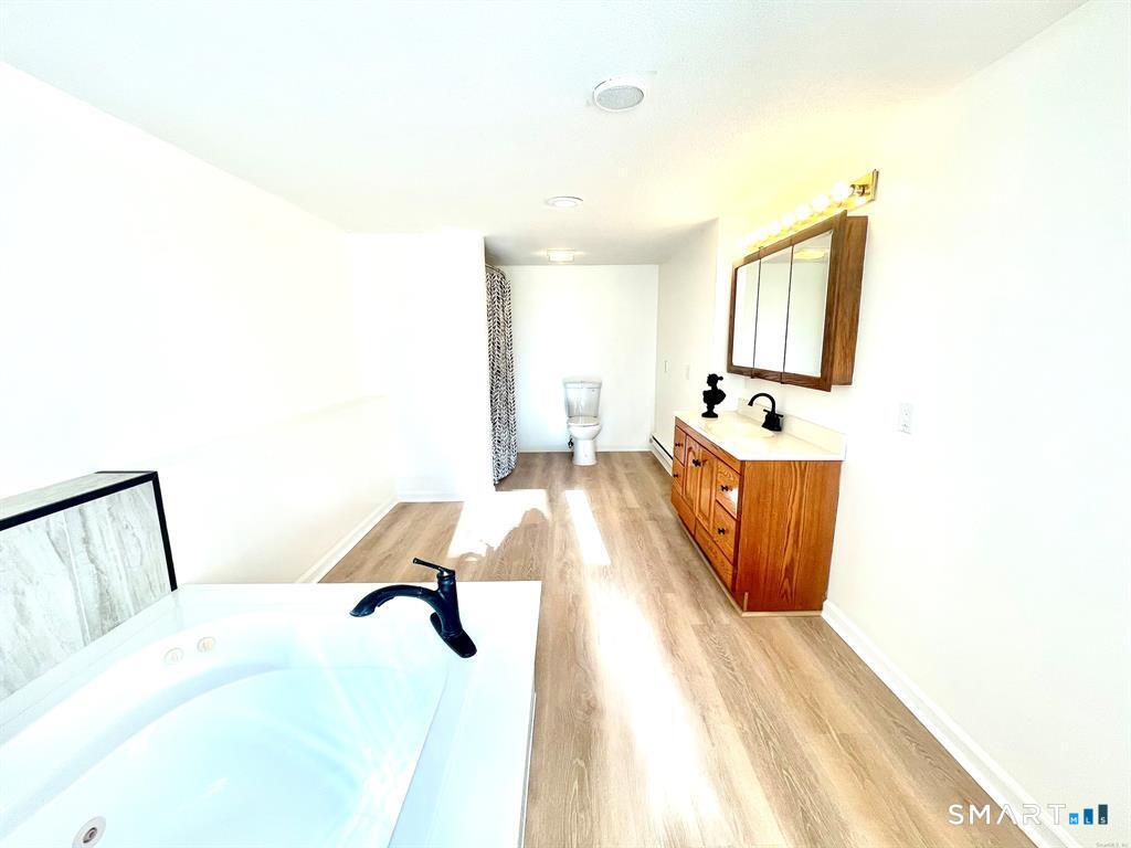 112 Woodbine Street Naugatuck CT 06770