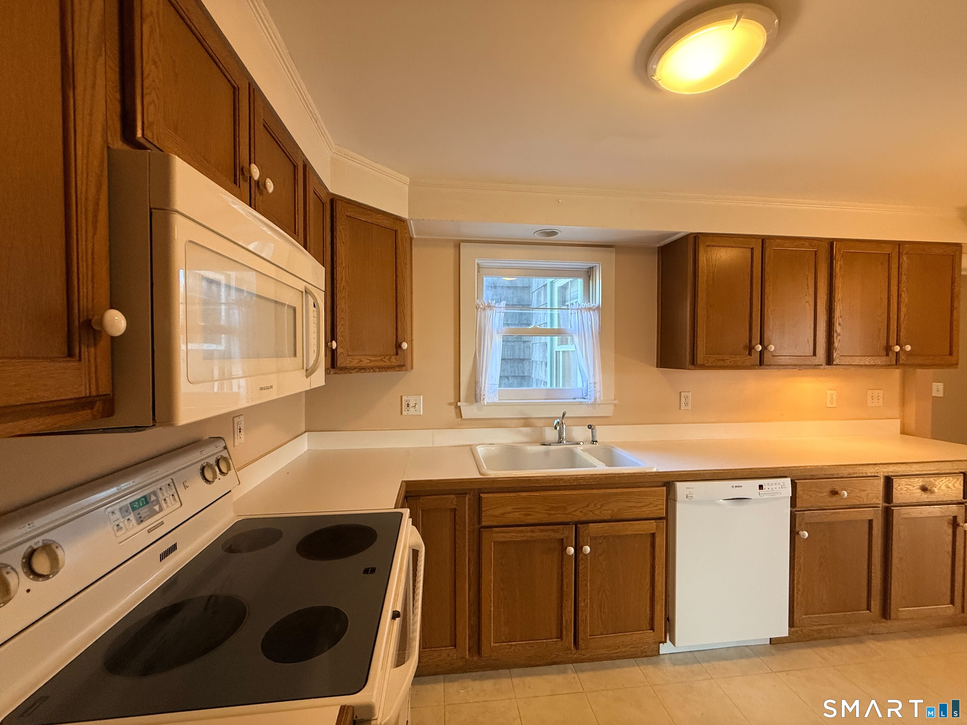 17-19 Wallace Road Branford CT 06405