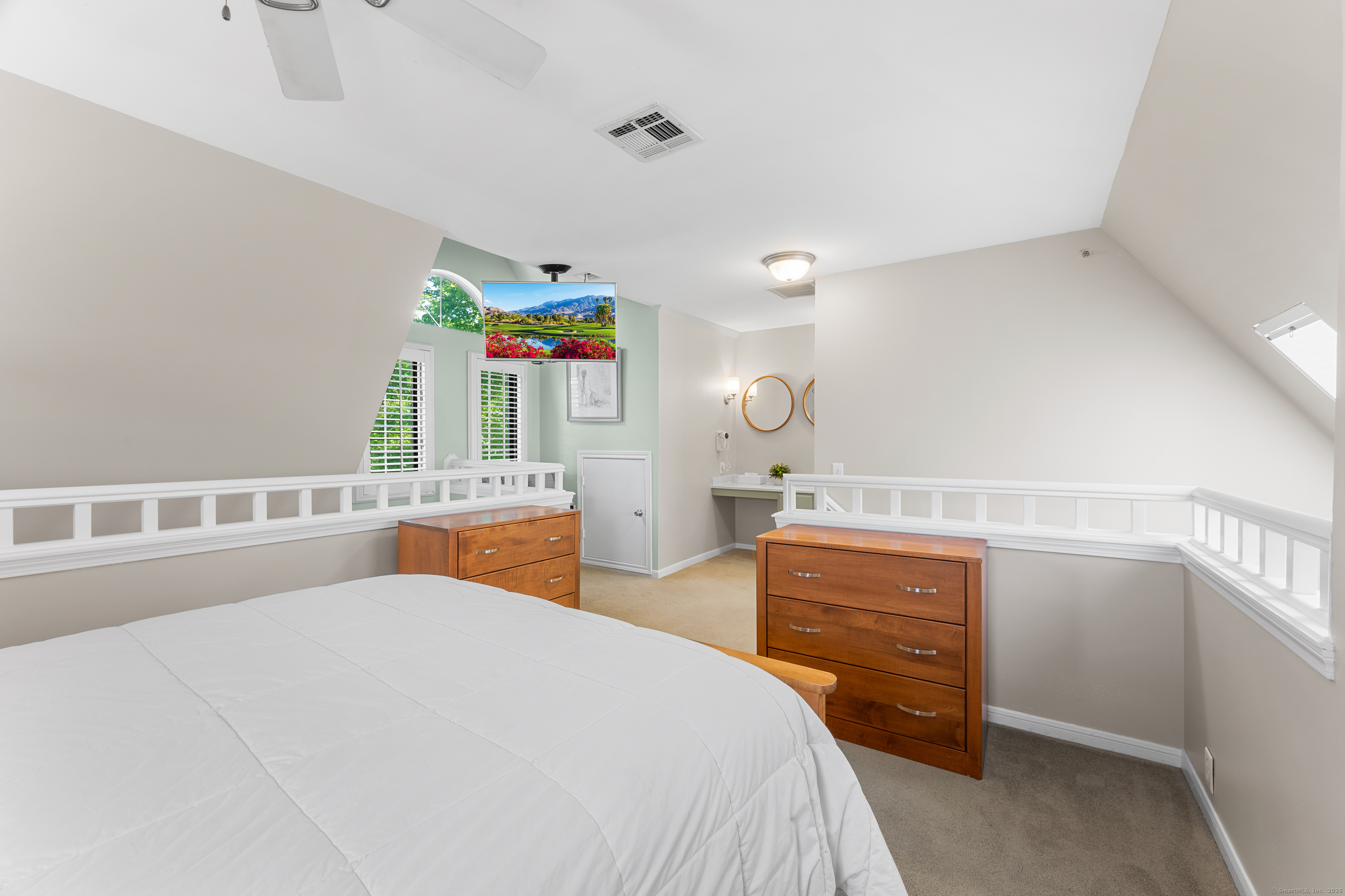 2124 Old Pond Lane Norwich CT 06360