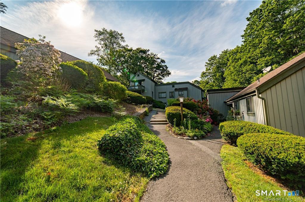 140 Woodvale Drive Southbury CT 06488