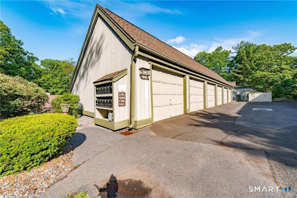 140 Woodvale Drive Southbury CT 06488
