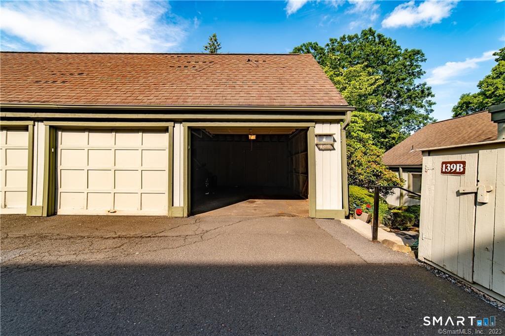 140 Woodvale Drive Southbury CT 06488