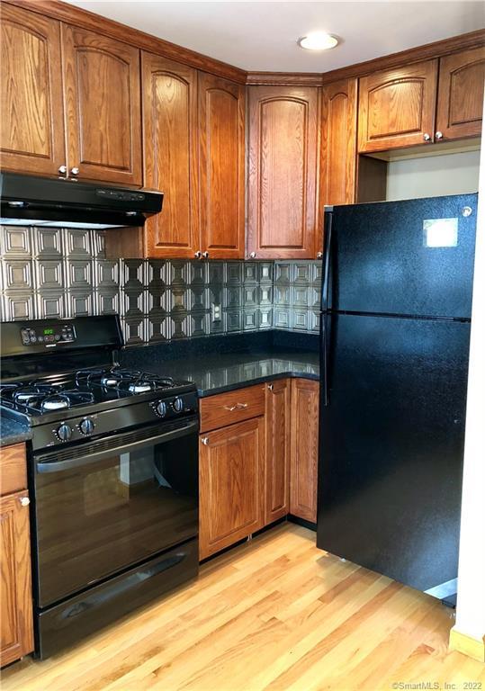 1101 Mill Pond Drive South Windsor CT 06074