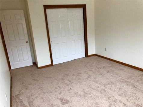 1101 Mill Pond Drive South Windsor CT 06074