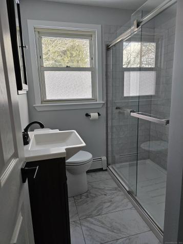 12 Kelsey Place Bloomfield CT 06002