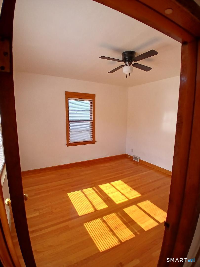 16 Church Street East Haven CT 06512