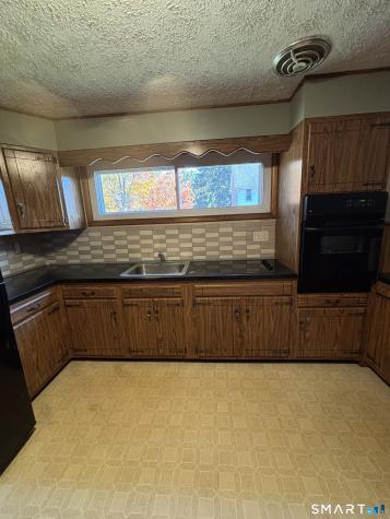 108 Lee Street West Haven CT 06516