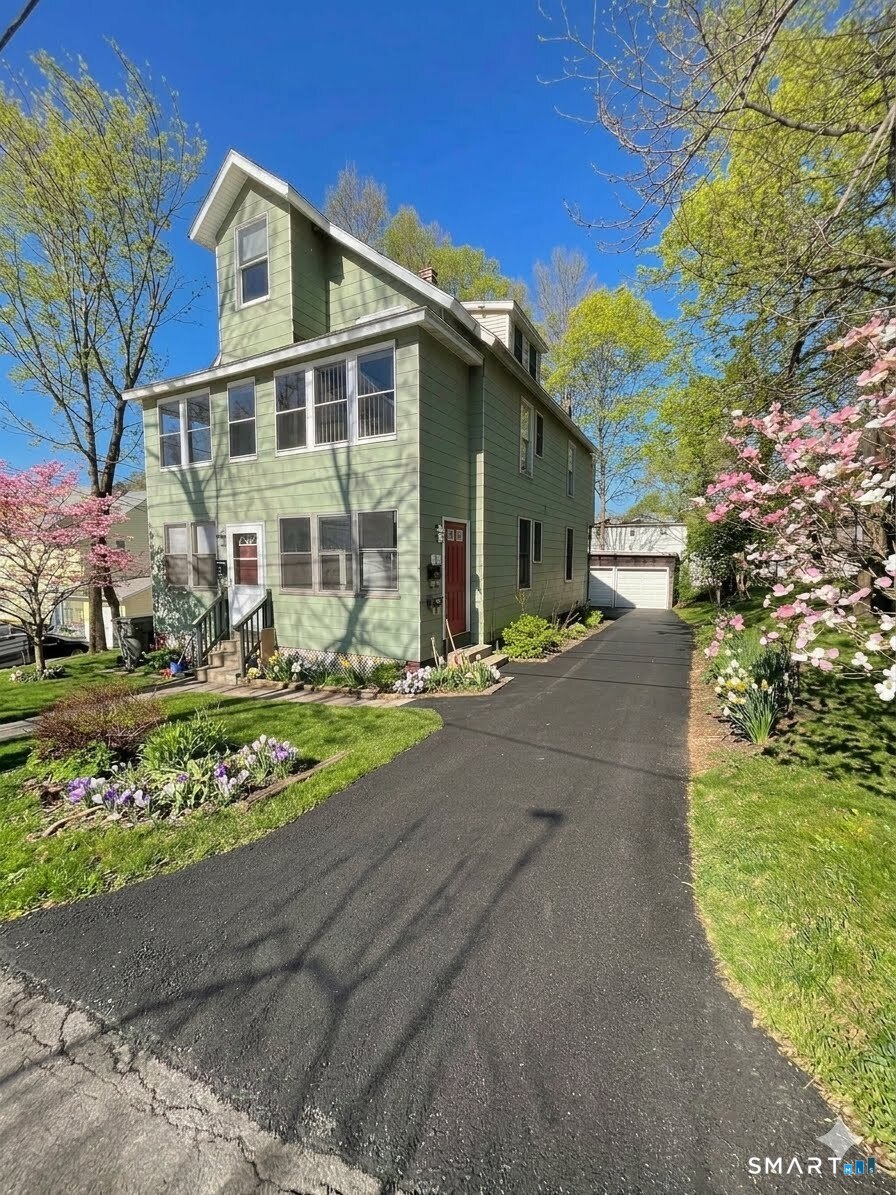 11 Roberts Street Bristol CT 06010