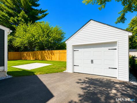 24 Bushnell Avenue Newington CT 06111