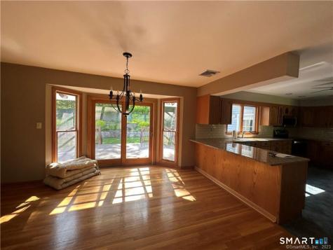 350 Bell Street Middletown CT 06457