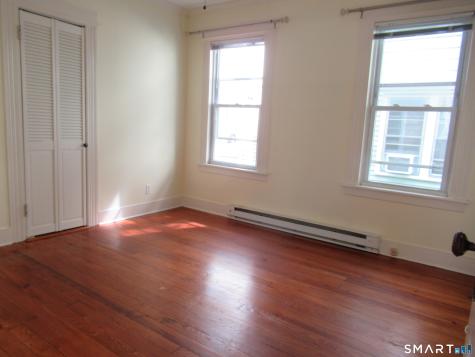 112 Bennett Street Bridgeport CT 06605