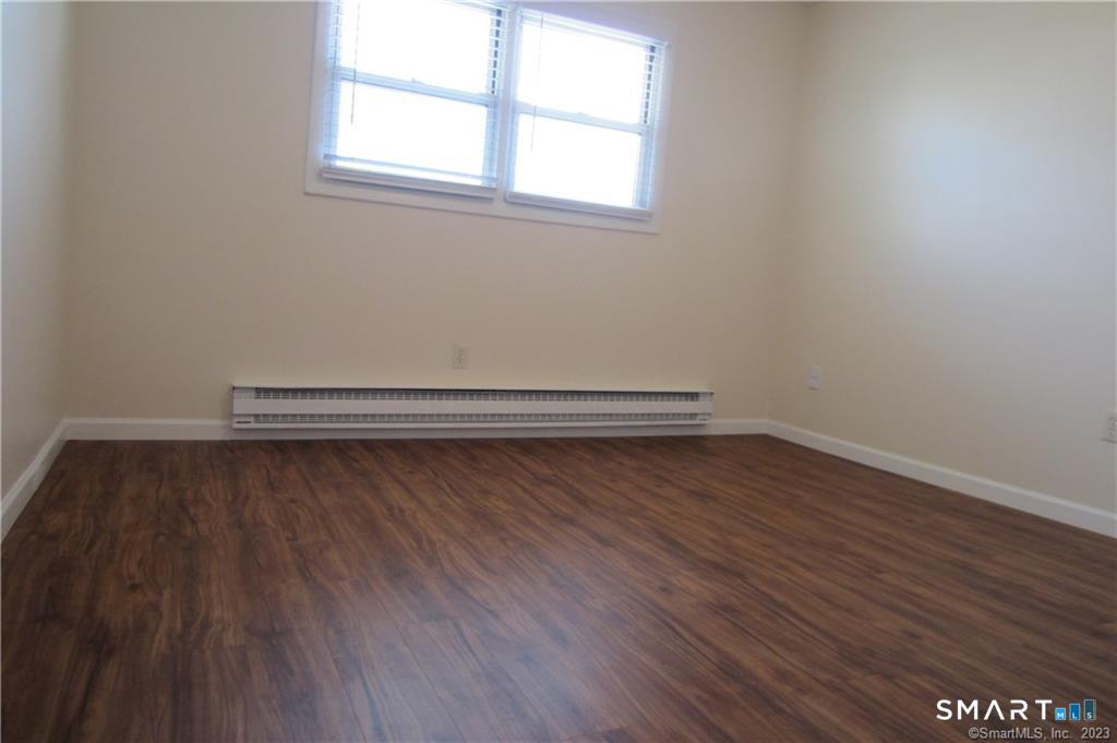 26 Elmview Circle Waterbury CT 06708