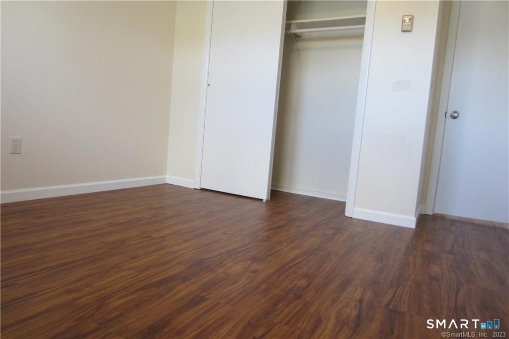 26 Elmview Circle Waterbury CT 06708