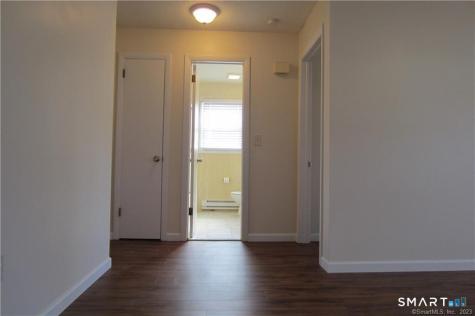 26 Elmview Circle Waterbury CT 06708