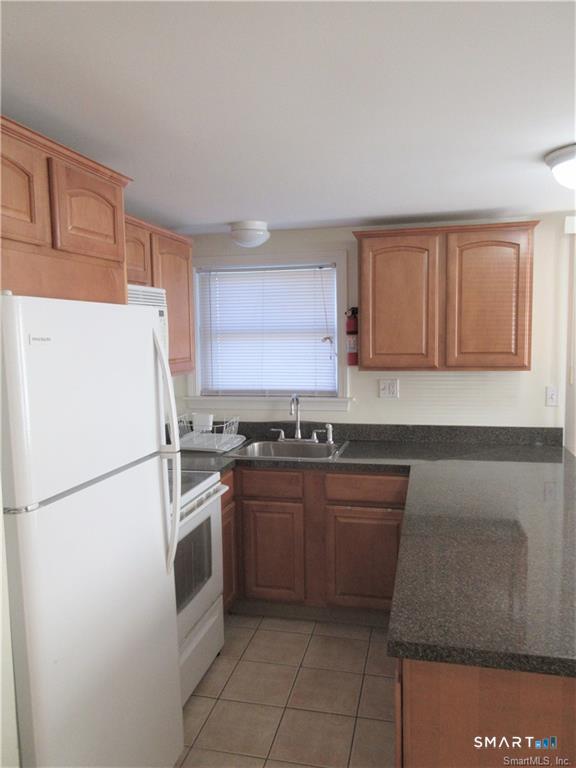 271 Pequot Avenue New London CT 06320
