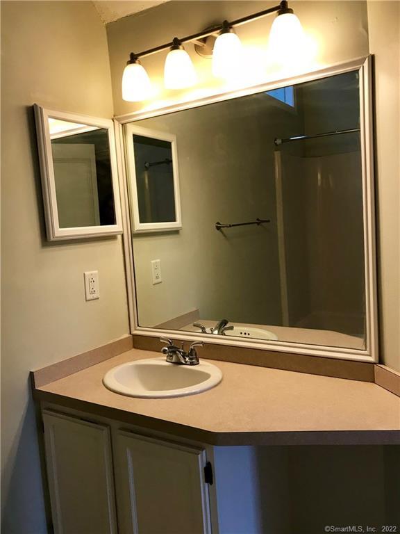 50 River Colony Guilford CT 06437