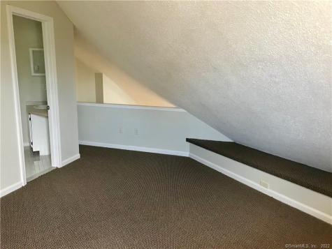 50 River Colony Guilford CT 06437
