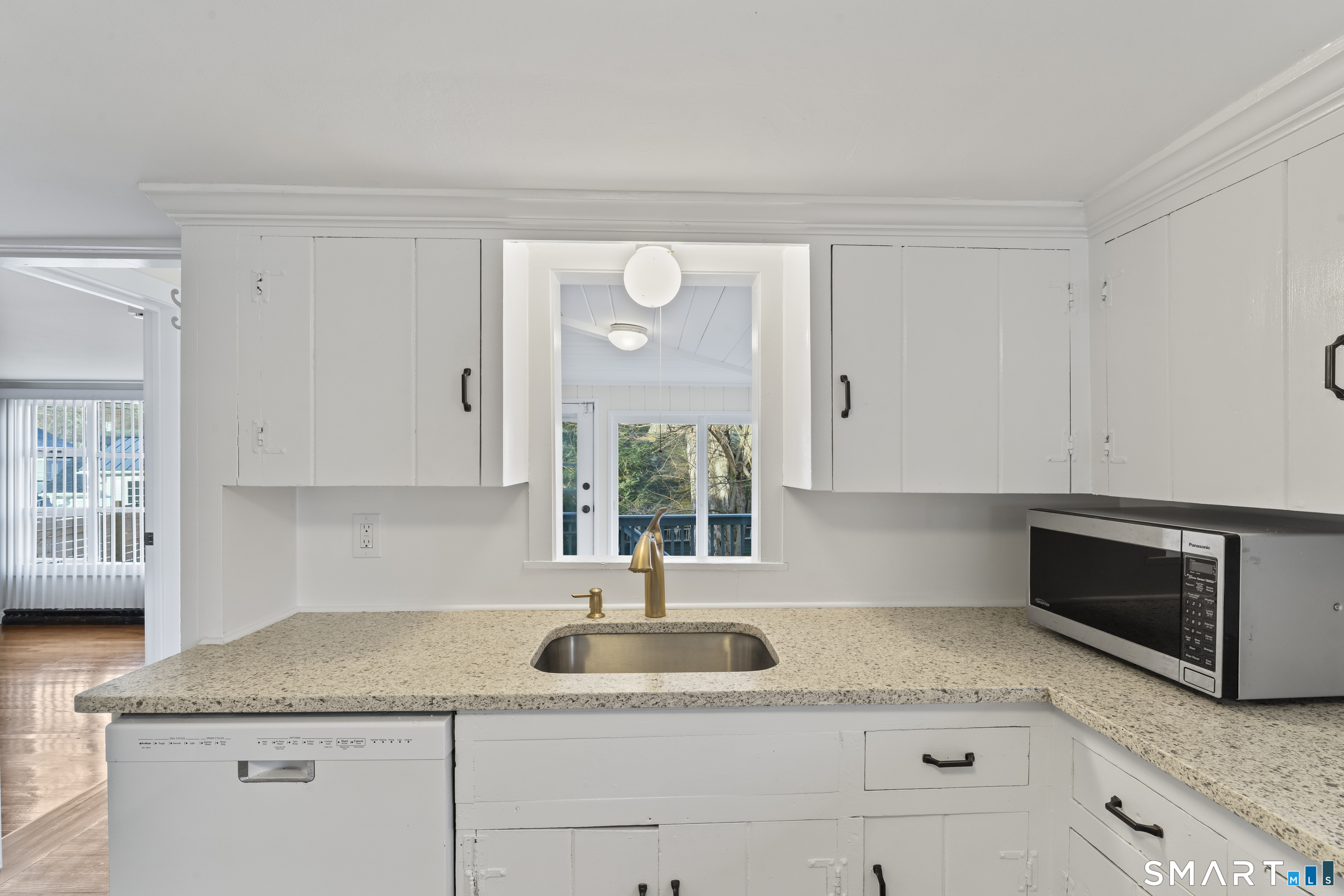 3-A Riverside Road Newtown CT 06482