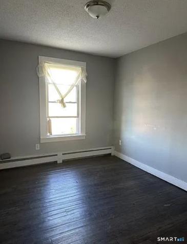 669 East Main Street Waterbury CT 06702