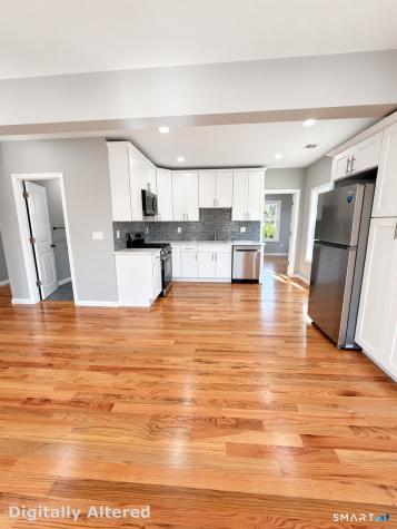 542 Beechmont Avenue Bridgeport CT 06606